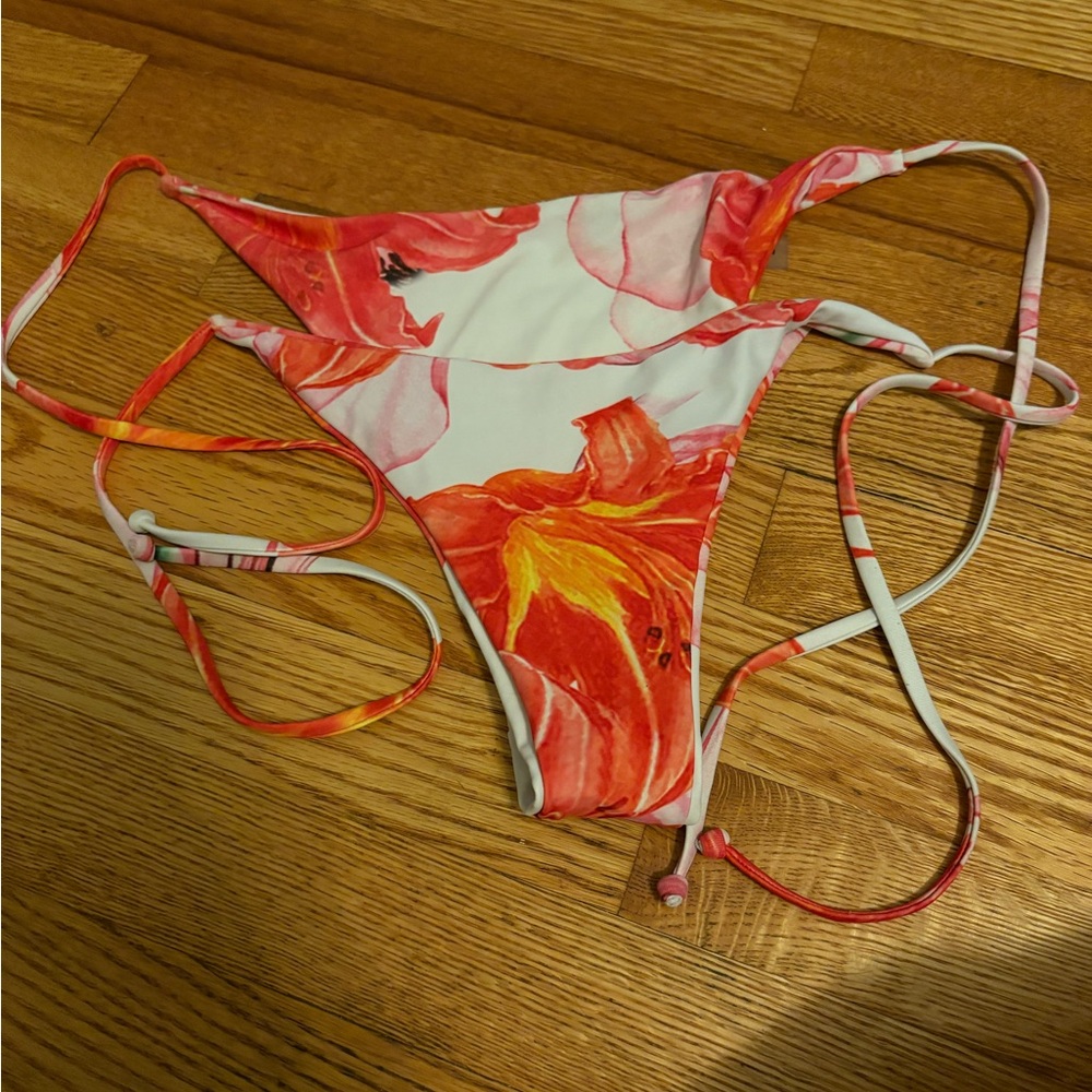SHEIN Floral Bikini - Red and White